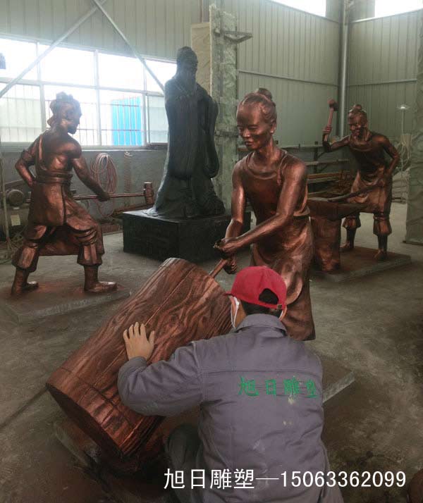 济南水泥仿铜雕塑高度1.8米