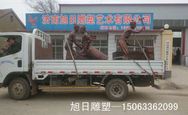 济南水泥仿铜雕塑高度1.8米